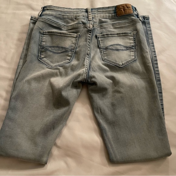 Abercrombie and Fitch Womens 25x26 Light Wash Denim Skinny Jeans Low Rise - Picture 11 of 12